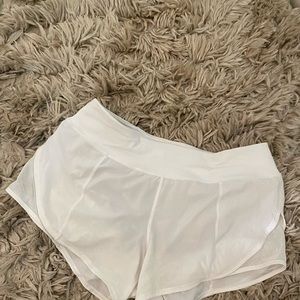 Lulu Lemon 🍋 Shorts